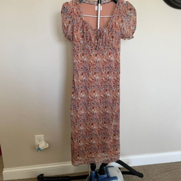 Dress - Picture 6 of 6